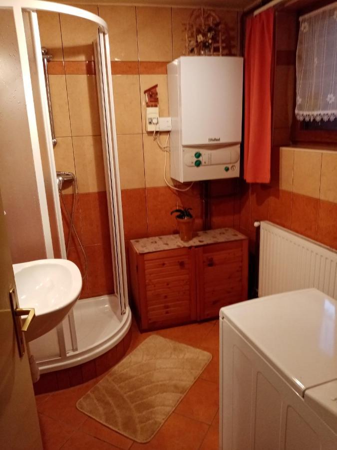 Jazmin-Szieszta Apartmanhaz Balatonfuered ภายนอก รูปภาพ