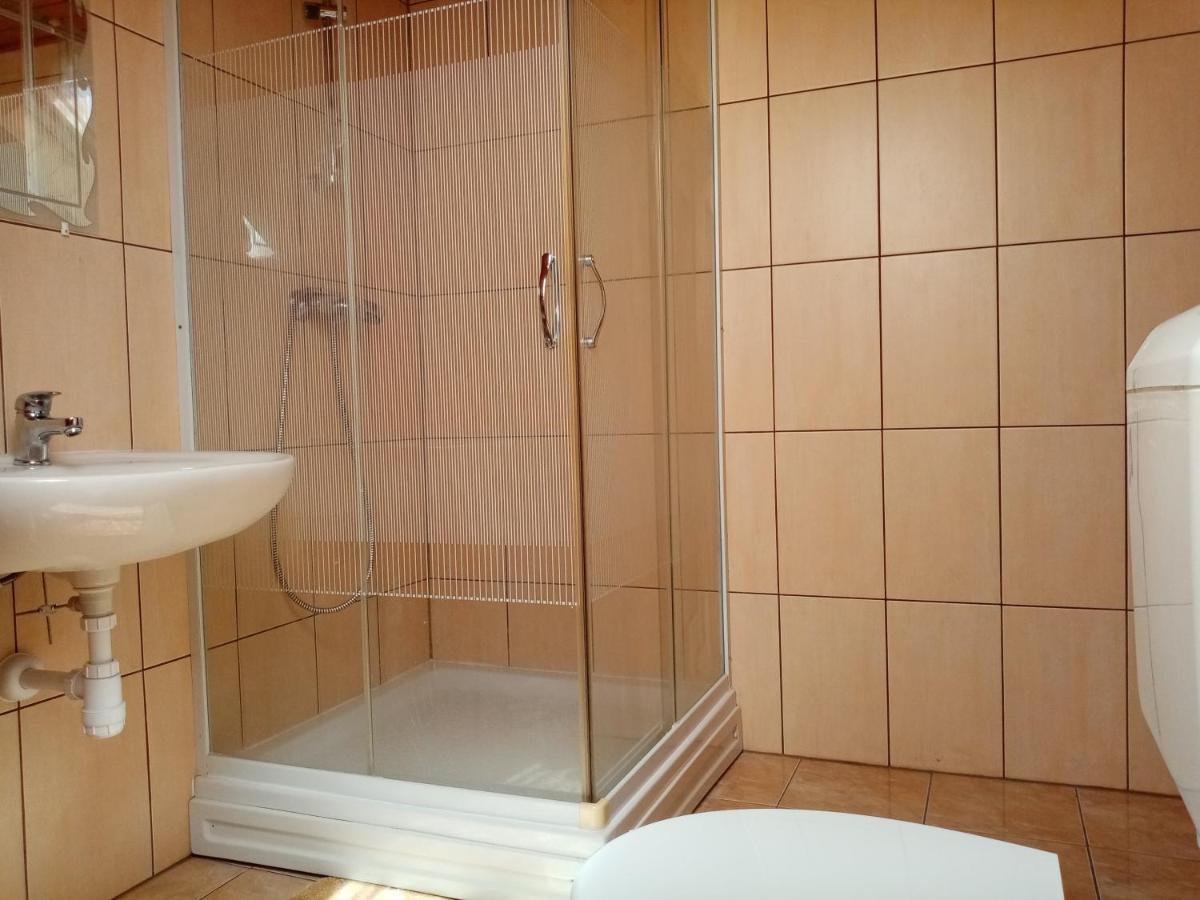 Jazmin-Szieszta Apartmanhaz Balatonfuered ภายนอก รูปภาพ